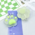 Grüne Katzenpfoten-Anhänger aus Harz für DIY-Schmuck niedliche Tier-Accessoires - Süße Katzenpfote (17043) / 1 Stück Packung (19x20mm) / Grün