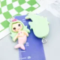 Süßer meerjungfrau-anhänger aus harz in mintgrün für diy-schmuck basteln zubehör - Meeresmeerjungfrau (24481) / 1 Stück/Packung (29x17mm) / Grünes Haar