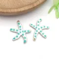 Ciondoli a stella marina in acciaio inox con smalto a pois blu per gioielli fai da te unici - Stella Marina (T1238) / 1 Pezzo (20*22mm) / Bianco