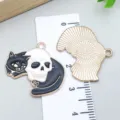 Halloween alloy cat skull pendant with black and white enamel detail for DIY jewelry - Skeleton Cat (18125) / 1 Piece/Pack (26*24mm) / Black