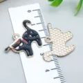 Halloween black enamel cat charm holding a knife for DIY jewelry making accessories - Black Cat with Cleaver (25009) / 1 Piece/Pack (29*25mm) / Black