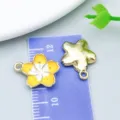 Small yellow daisy flower oil-drop alloy charms for DIY handmade jewelry necklace - Daisy Sakura (19626)