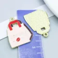 Leuke roze koffiezak hanger van legering voor het maken van DIY sieraden en armbanden - Koffieverpakkingstas (27172)