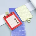 Rode emaille koffiemenu-bedel en vergulde achterkant hanger voor DIY sieraden maken - Koffiemenu (27174)