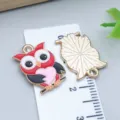 Red owl enamel alloy pendant charm with a pink heart for DIY jewelry and crafts - Heart Owl (25221) / 1 Piece (19x13x1mm) / Red