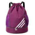 Lila wasserdichter Nylon Kordelzug Sport Rucksack mit unterem Schuhfach und Mesh Seitentaschen. - Lila