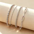 Gedetailleerde weergave van zilveren roestvrijstalen armbandset met diverse stijlen - Zilver
