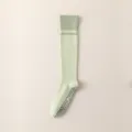 Chaussettes de sport de compression longues vertes avec semelle antidérapante yoga. - Taille unique / Vert