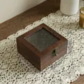 Scatola per gioielli in legno di noce con coperchio in vetro goffrato e chiusura - Scatola di Immagazzinaggio Quadrata / Piccolo (11x11x6cm)