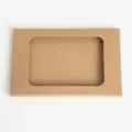 Détail de cadre photo en papier kraft, support de carte écologique avec fenêtre découpée. - Enveloppe à fenêtre / 16x10.5x0.5cm / Couleur Papier Kraft