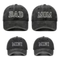 Vierteiliges Set graue gewaschene Baumwoll-Basecaps mit der Stickerei Dad Mom Mini - Einheitsgröße / Set (4-teiliges Set) / Schwarz