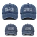 Familien-Set passender Baseballkappen aus verwaschenem Denim mit Dad Mom Mini Stickerei - Einheitsgröße / Set (4-teiliges Set) / Marineblau
