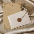 Coffret de papeterie exquis avec enveloppe texturee et sceau de cire vintage pour cadeau - 3 enveloppes en lin blanc + 10 papiers à lettres kraft lapin + 3 sceaux de cire