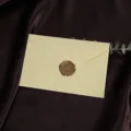 Vintage linnen textuur envelop met waszegel, elegante briefpapier in westerse stijl. - 130g Geel + 1 Waszegel