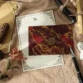 Enveloppe et papier à lettres dorés vintage avec sceau de cire pour lettres d'amour. - 3 enveloppes rouge vin + 10 feuilles de papier Lapin blanc + 3 sceaux à cire [Cire à cacheter]