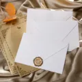 Ensemble d'enveloppes et de papier à lettres vintage avec sceau de cire, papeterie rétro. - 3 enveloppes argentées effet neige + 10 papiers à lettres lapin en kraft + 3 sceaux de cire (For You)