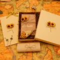 Vintage letter paper and envelope gift box set, romantic retro stationery for love confession. - Sunflower Letter Set 14