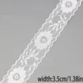 Weißes hohles Spitzenband Band für DIY Nähen, Hochzeitskleid Dekoration Handwerk, 3,5 cm breit - Stil 52