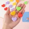 Bunte Kunststoff-Herzclips für Memofotos und Blumen-DIY-Basteln, süße und langlebige Schreibwaren. - Mehrfarbig