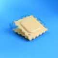 Schattige gele koekvormige snack afsluitclip voedselzak clip, compact briefpapier gereedschap. - Kubus