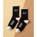 Streetwear skater athletic cotton socks with contrast color design, comfortable unisex casual wear. - 36-43 / Black