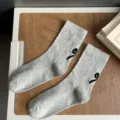 Calcetines grises con lazo media caña casuales bonitos de algodón variante opción. - 36-40 / Calcetines grises con lazo jacquard en el talón