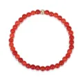 Bohemian-Elastikarmband mit leuchtend roten Steinen und einem goldfarbenen Perlenakzent - 4mm / Orangefarbener Achat