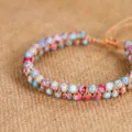 Detalle de pulsera tejida a mano de doble capa con cuentas de piedra imperial de 4mm de color - Estilo Jaspe Imperial Arcoíris (3167)