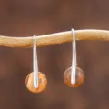 Elegante Tigerauge-Ohrhänger im französischen Stil mit natürlichen runden Steinperlen - Bilderstein Silber Haken