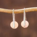 Minimalistische silberne Ohrhänger mit natürlichen hellpfirsichfarbenen Steinperlen - Rosa Aventurin Silber Haken