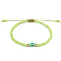 Handgefertigtes lindgrünes Glasperlen-Armband mit grünem Evil Eye Schutzsymbol - Salbeigrün(4)