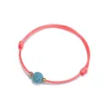 Verstellbares, handgewebtes rosa Armband mit blauem Lavastein und kleinen Goldperlen - Wassermelonenrot