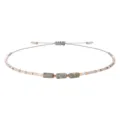 Handgefertigtes Armband aus 2mm Rocailles mit grauen zylindrischen Steinen, verstellbar - Grau