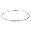 Handgefertigtes gewebtes lila Perlenarmband mit drei zylindrischen violetten Steinen - Hellviolett