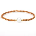 Elegant Neo-Chinese bamboo joint bracelet featuring a white pearl and gold accents - Shell Pearl