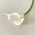Mini Calla Lilia Technito Antho PU Monos Vlastos gia Diakosmisi Gamou kai Spitiou Aksesouar - Λευκό με κίτρινο πυρήνα