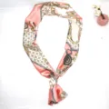Bufanda twilly de seda con estampado de cadena de lujo rosa para bolsos y peinados chic - Patchwork Rosa