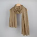Écharpe froissée en coton lin beige pour femme, châle uni à franges pour l'automne et hiver. - Kaki