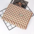 Classic brown and white houndstooth pattern scarf with stylish fringe and Feel Scarf label - 70*190cm / Khaki Houndstooth
