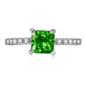 Anillo vintage de plata S925 con una esmeralda cuadrada verde y detalles en pavé - Estilo de Eternidad Corte Cuadrado