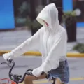 Women's ice silk sun protection hoodie in white for outdoor cycling and UV protection - One Size / Tops / White