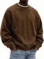 Detailansicht eines braunen Cord-Sweatshirts für Herren mit feiner gerippter Textur - S / Oberteile / Dunkelbraun