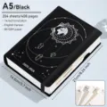 Agenda A5 negra premium 2025-2026 en inglés con diseño celestial y cierre elástico - A5 / Negro
