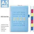 Agenda 2026 A5 blu chiaro dotata di 204 fogli, carta 80GSM e pratiche schede mensili - Azzurro