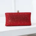 Elegante rote Abendtasche mit Strasssteinen und glänzenden goldenen Kristallen - Rot
