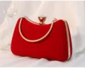 Elegante rote Samt-Abendtasche mit goldener Kette für Partys und festliche Anlässe - Rot