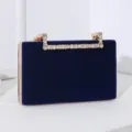 Marineblaue Samt-Abendtasche mit Strassgriff für festliche Anlässe - Dunkelblau