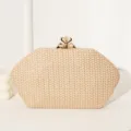 Elegante champagnerfarbene Abend-Clutch mit Webstruktur und Kristallverschluss - Champagnergold