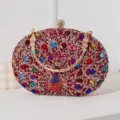 Luxuriöse rote Pfauen-Abendtasche mit glitzernden Strasssteinen und Goldkette für Partys - Rot
