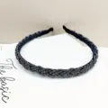 Serre-tête tressé minimaliste élégant avec décoration de perles de rocaille gris métallique - Bleu Marine